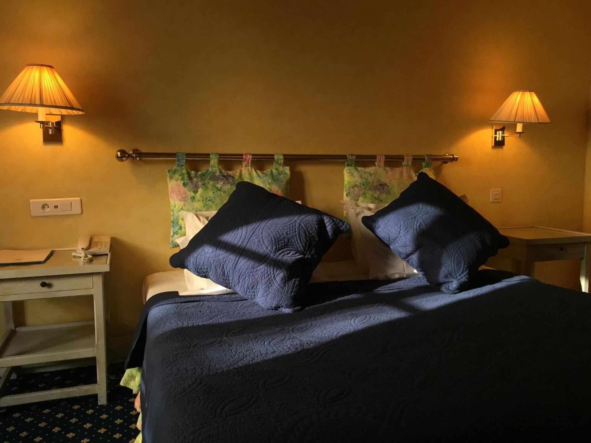 Le Relais Medicis Hotel ปารีส ภายนอก รูปภาพ