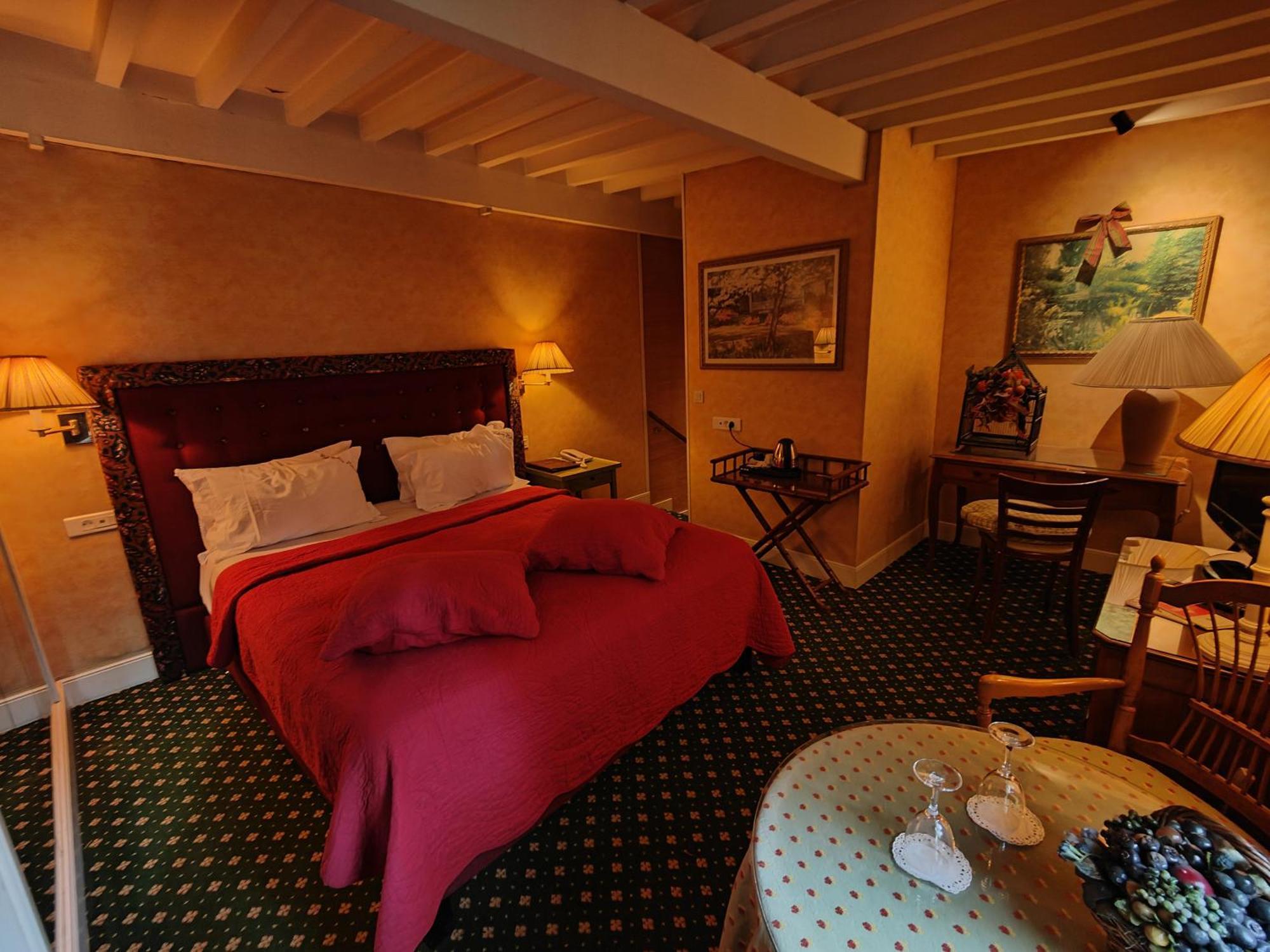 Le Relais Medicis Hotel ปารีส ภายนอก รูปภาพ